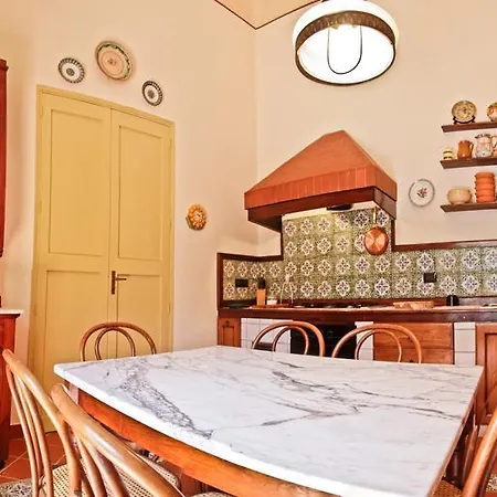 Casa Barone Agnello Чефалу